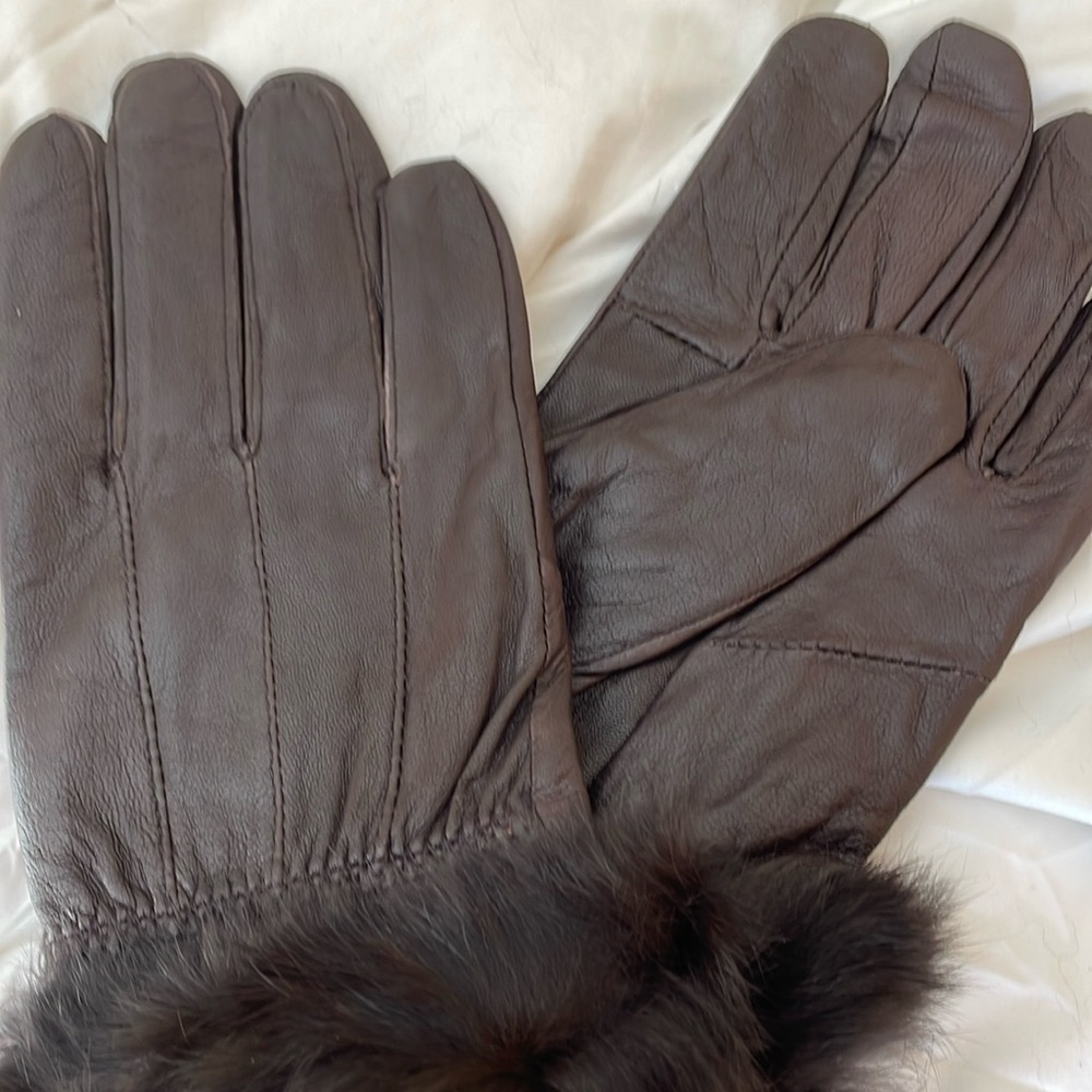 Brown leather gloves